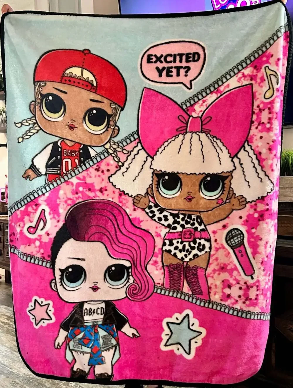 L.O.L. Surprise! Remix Kids Fleece Throw Blanket Diva and 80s B.B.